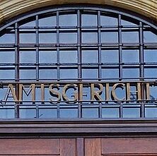Eingang zum Amstgericht